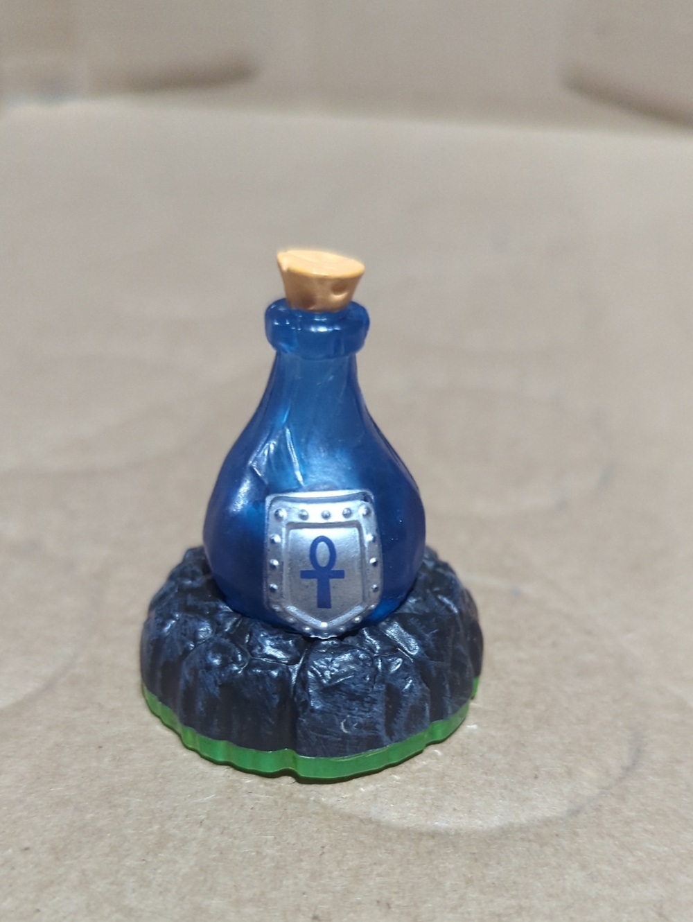 Healing Elixir magic item figure from the Skylanders: Spyro's Adventure